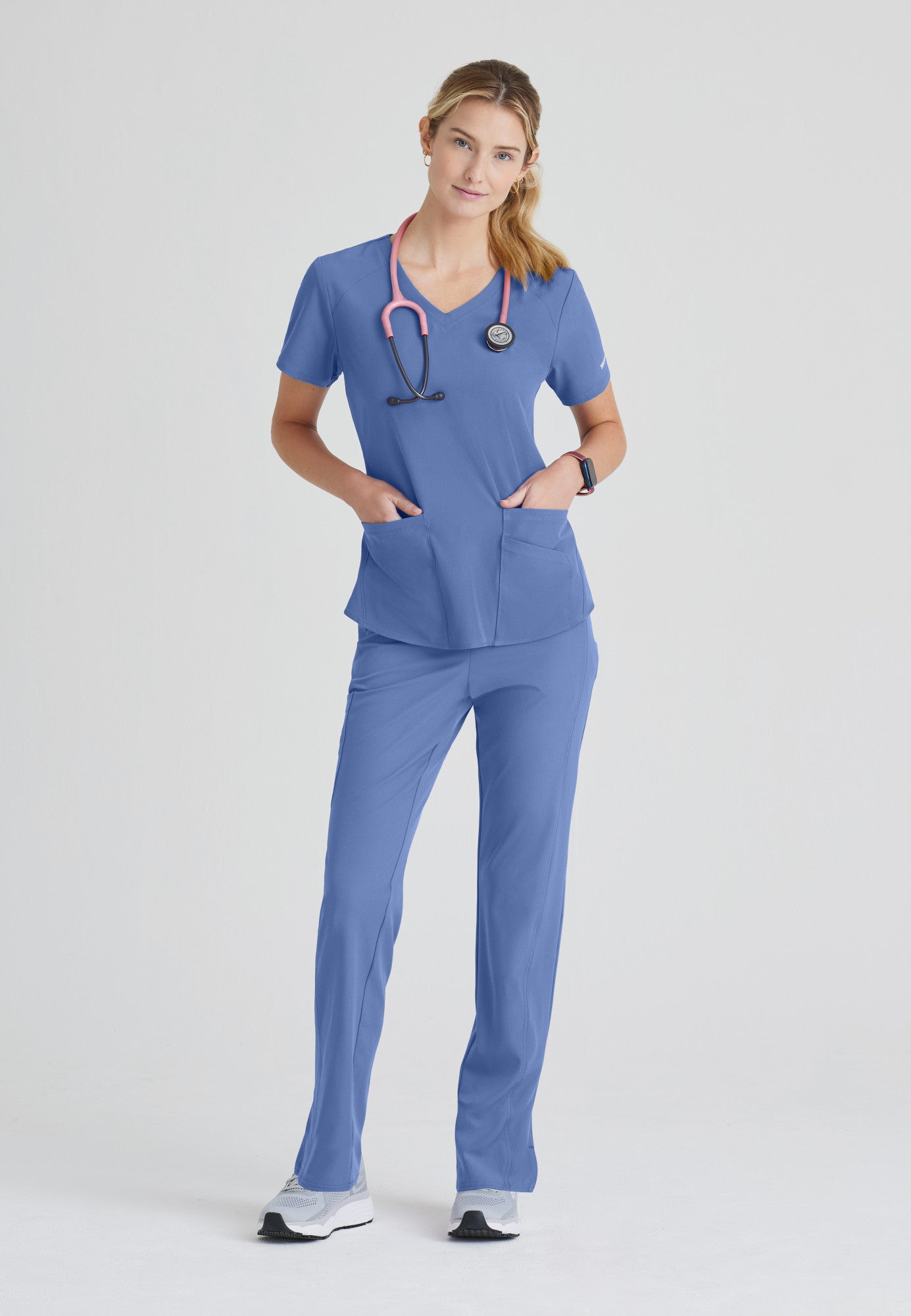Breeze 3-Pocket Curved V-Neck Scrub Top