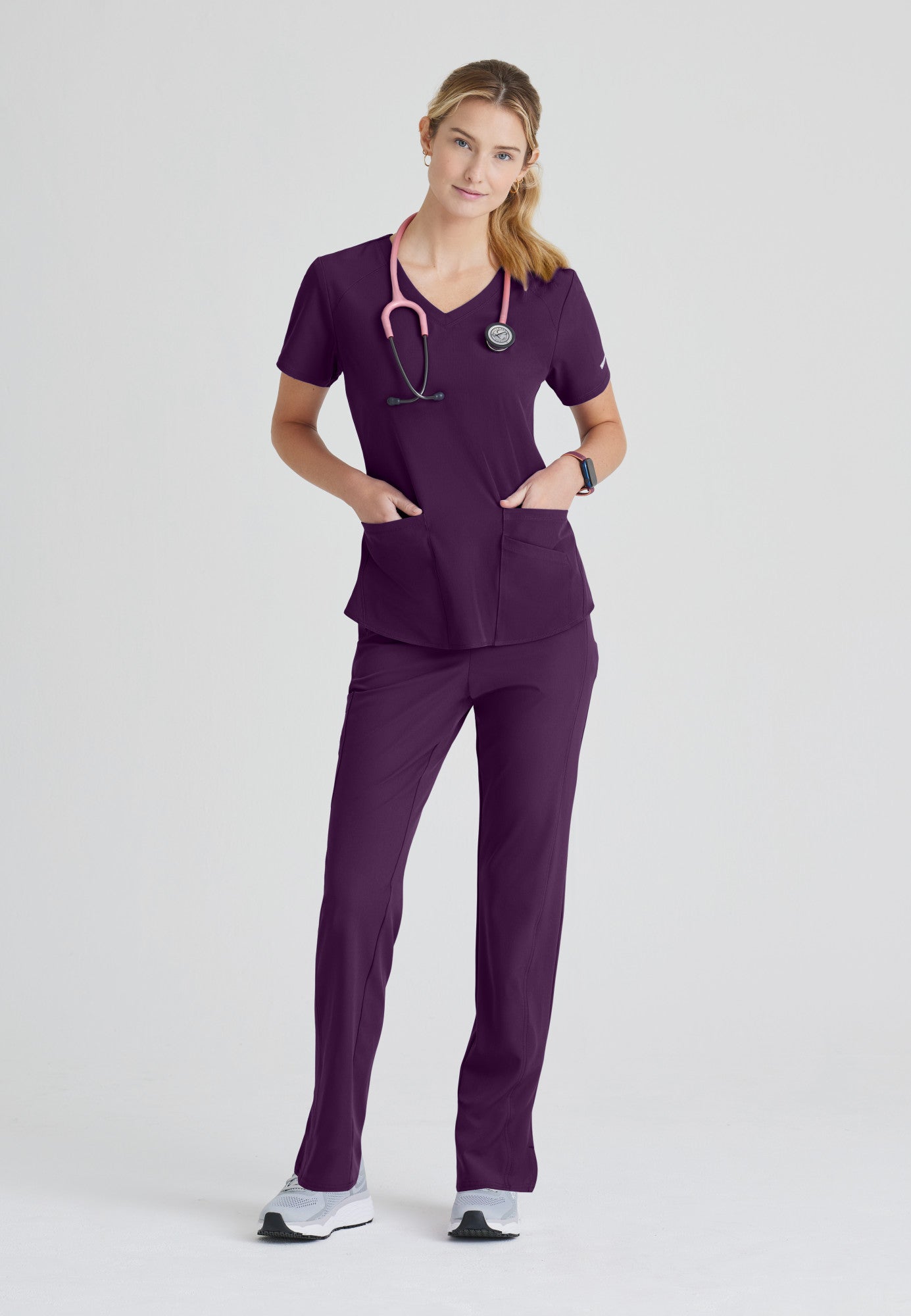 Breeze 3-Pocket Curved V-Neck Scrub Top