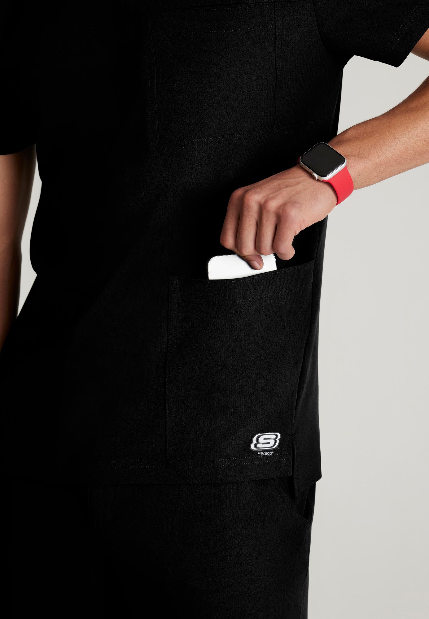 Thesis 3-Pocket Round Neck Scrub Top